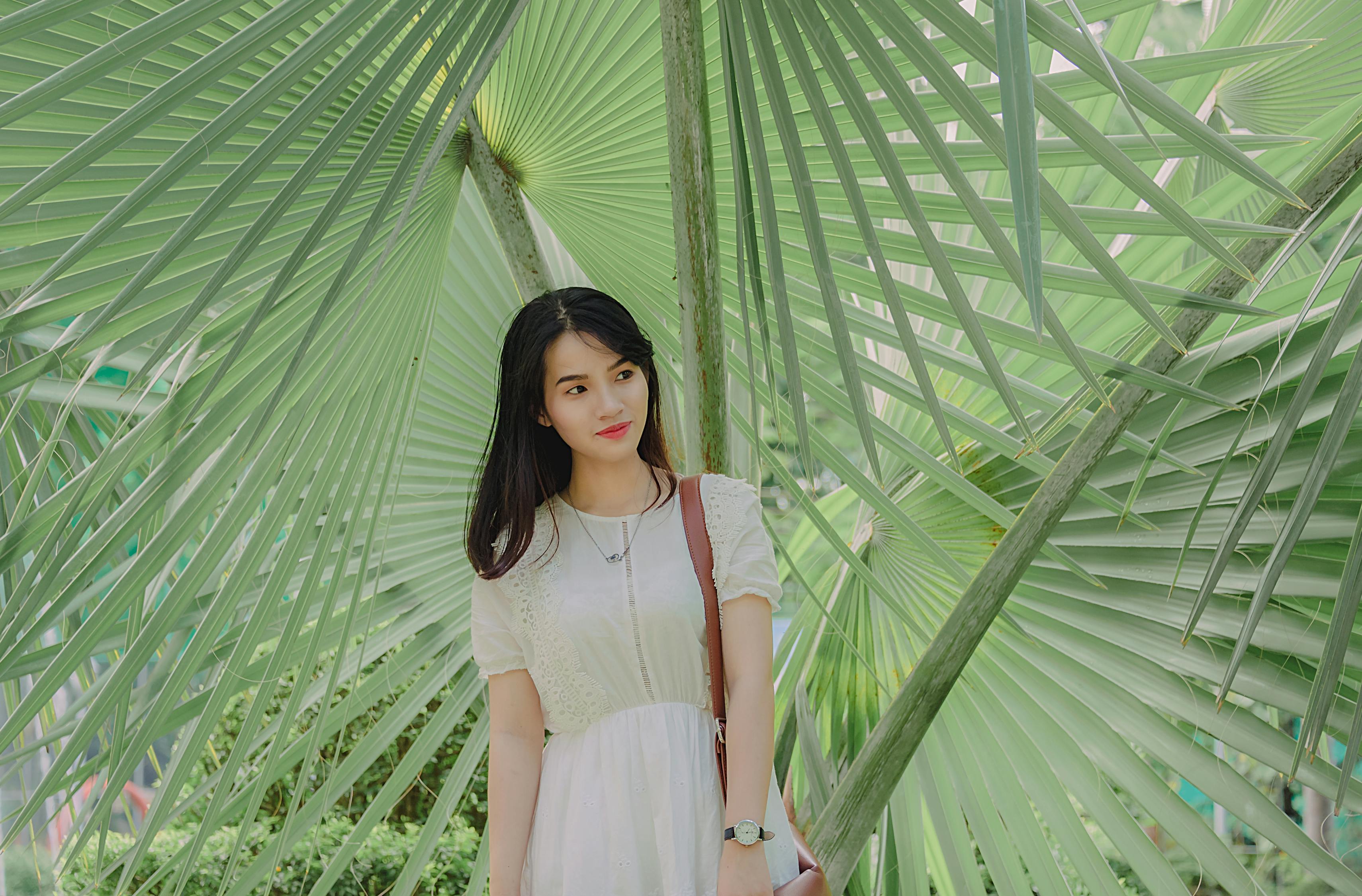 最新美女翘臀图片,美丽与健康的正面展现